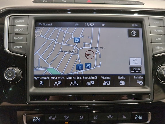 Volkswagen Passat Alltrack 17 of 21