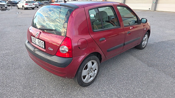 Renault Clio 3 of 5