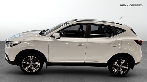 MG ZS EV 6 of 9