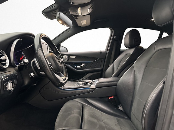 Mercedes-Benz GLC300 de 12 of 30