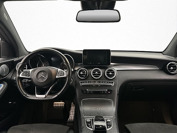 Mercedes-Benz GLC300 de 14 of 30