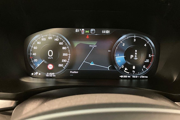Volvo V60 Cross Country 15 of 30