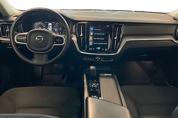 Volvo V60 Cross Country 13 of 30