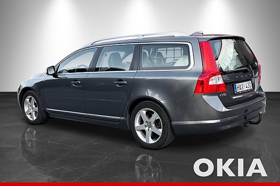 Volvo V70 2 of 21