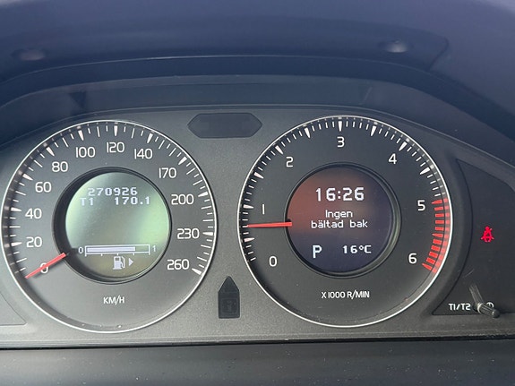 Volvo V70 15 of 21