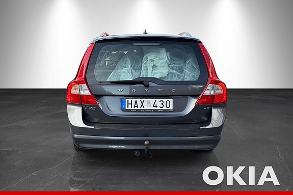 Volvo V70 4 of 21