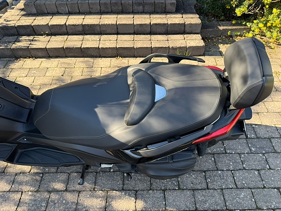 Yamaha YAMAHA X-MAX 400A, XMAX 400 i fint skick 9 of 12