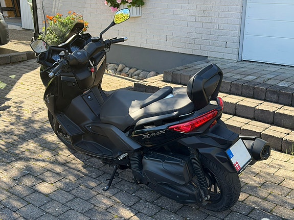 Yamaha YAMAHA X-MAX 400A, XMAX 400 i fint skick 2 of 12