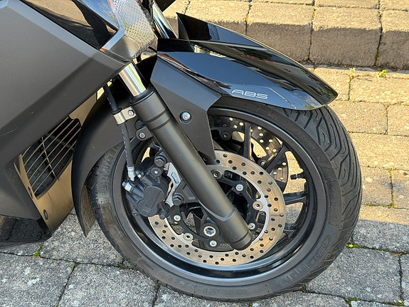 Yamaha YAMAHA X-MAX 400A, XMAX 400 i fint skick 11 of 12
