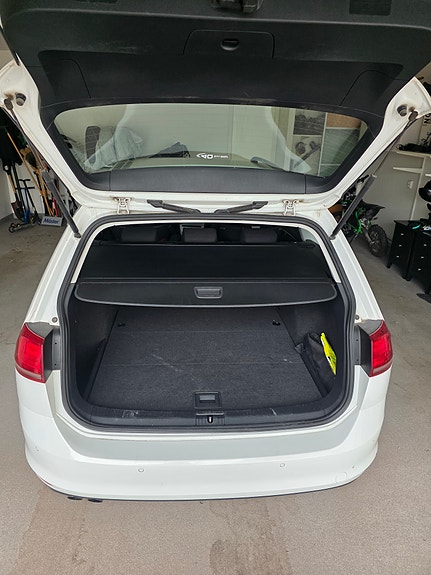 Volkswagen Golf VII 9 of 10