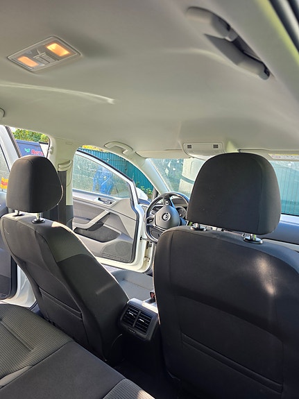 Volkswagen Golf VII 7 of 10