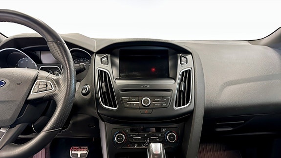 Ford Focus 12 of 12