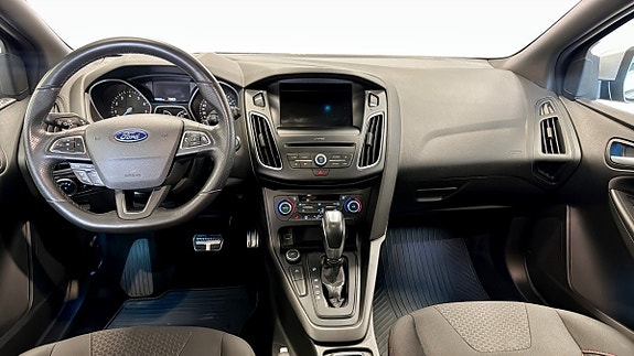 Ford Focus 4 of 12