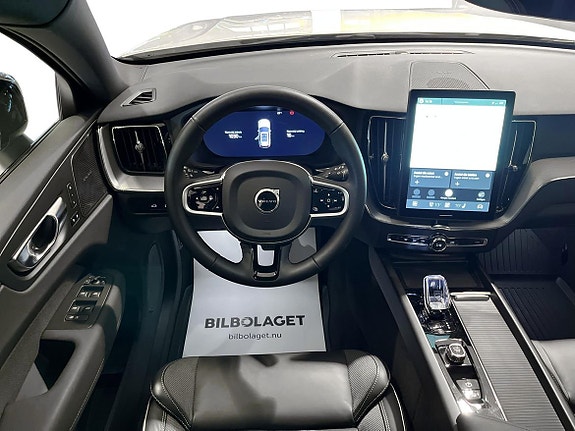 Volvo XC60 9 of 28