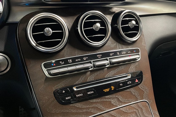 Mercedes-Benz GLC250 d 17 of 29