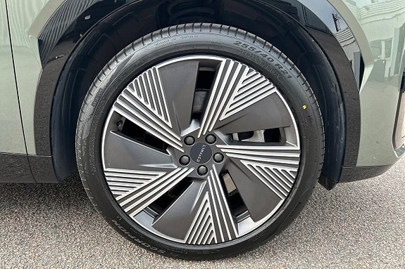 Lynk & Co 08 12 of 30