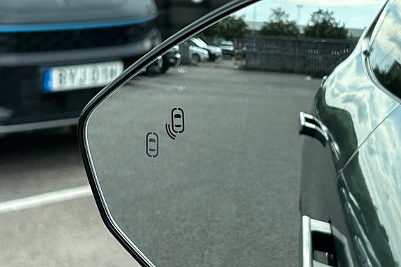 Lynk & Co 08 11 of 30