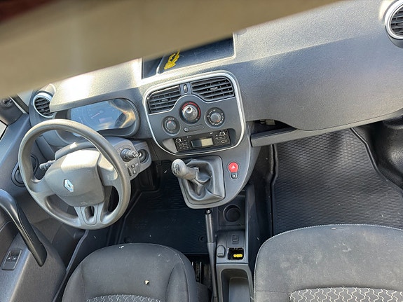 Renault Kangoo Express 13 of 15