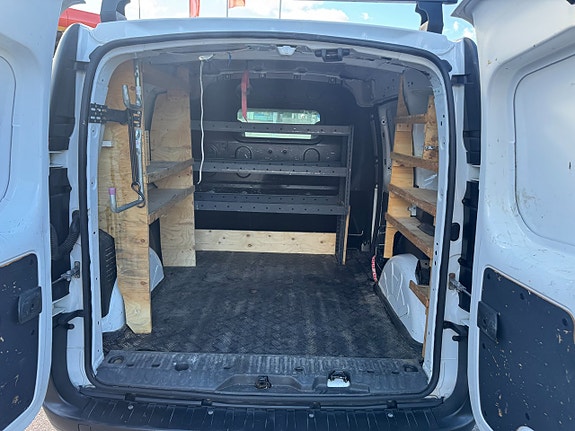 Renault Kangoo Express 15 of 15