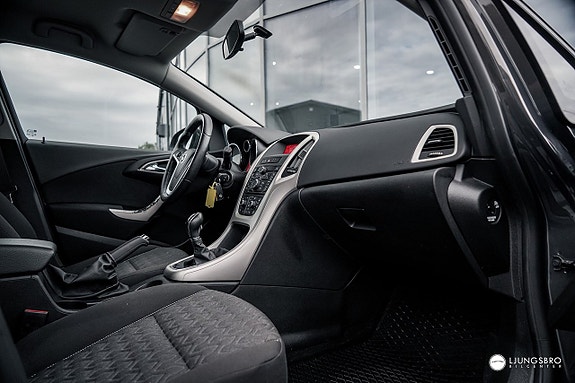 Opel Astra 7 of 7