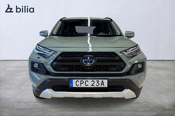 Toyota RAV4 6 of 21