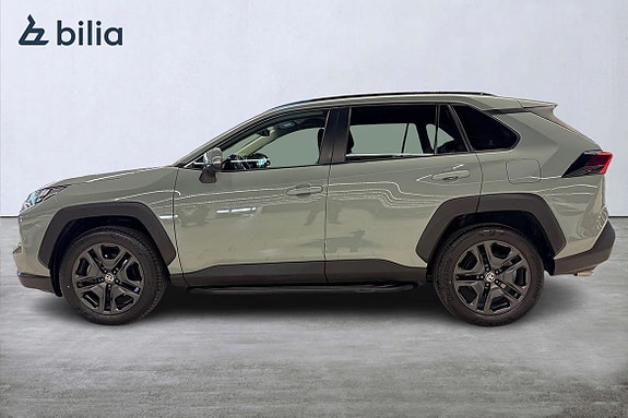 Toyota RAV4 3 of 21