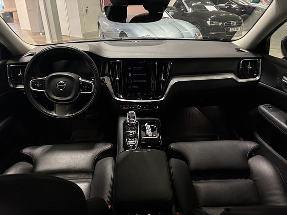 Volvo V60 9 of 18