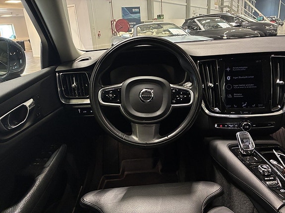 Volvo V60 10 of 18