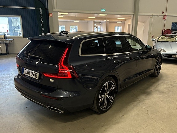 Volvo V60 3 of 18