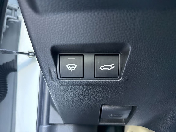 Toyota Corolla Cross 20 of 25