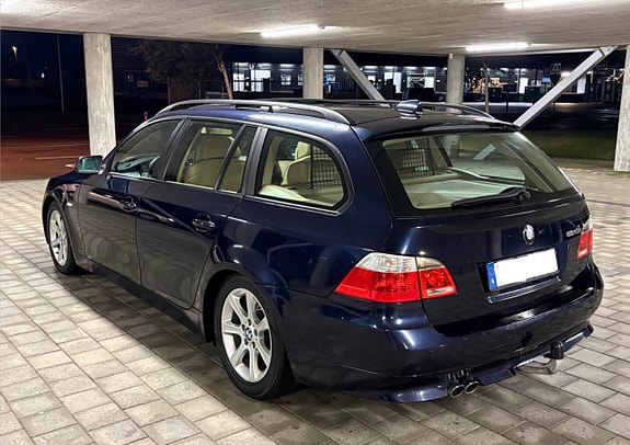 BMW 525i 6 of 8