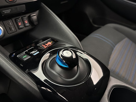 Nissan Leaf 18 of 30