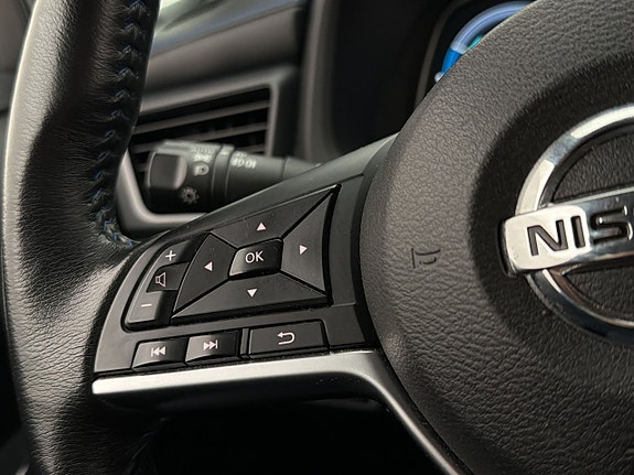 Nissan Leaf 13 of 30