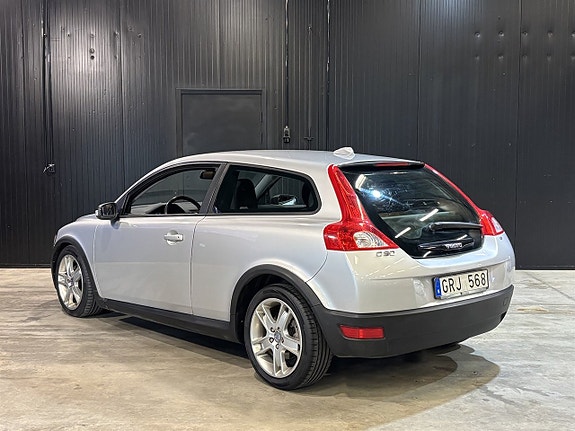 Volvo C30 4 of 21