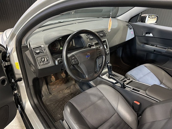 Volvo C30 8 of 21