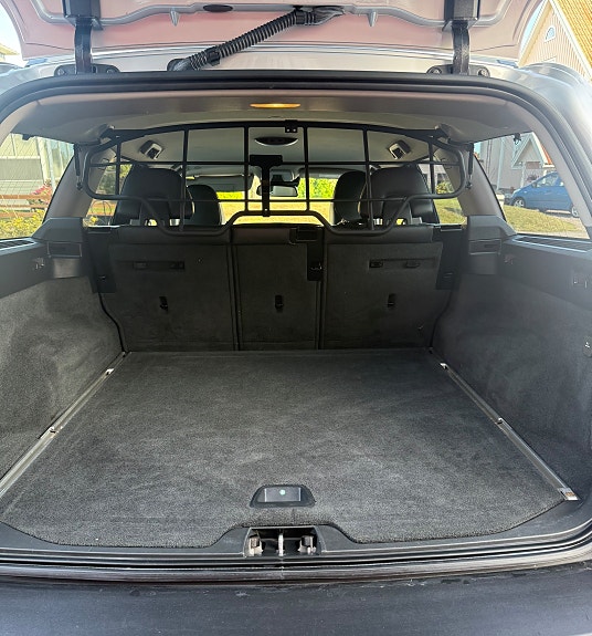 Volvo XC70 12 of 13