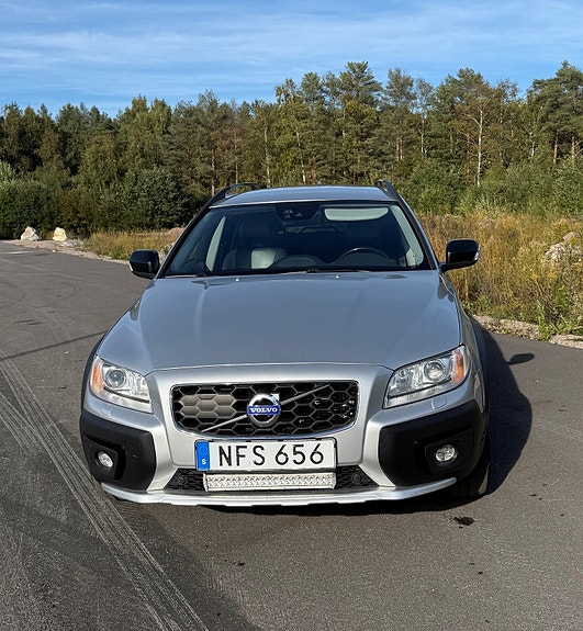 Volvo XC70 3 of 13