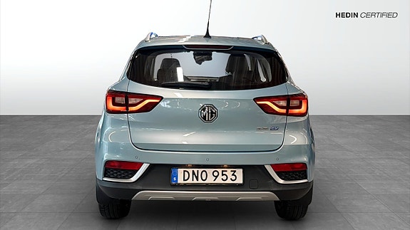 MG ZS EV 7 of 9
