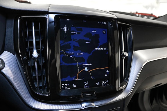 Volvo XC60 23 of 30