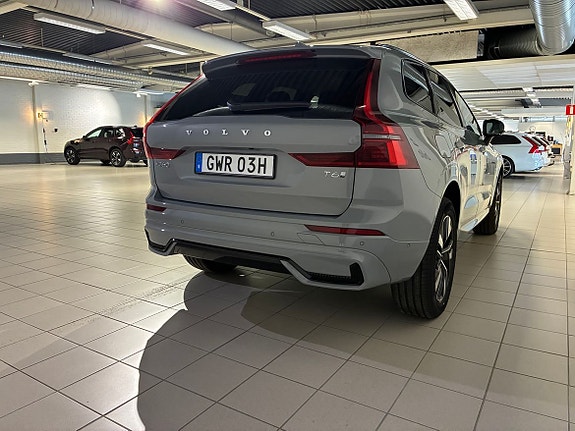 Volvo XC60 11 of 14