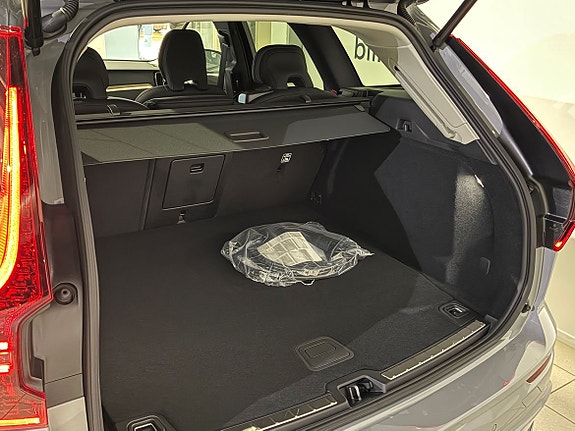 Volvo XC60 12 of 14