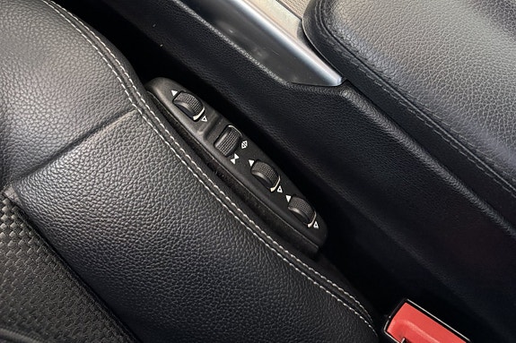 Mercedes-Benz E220 7 of 10