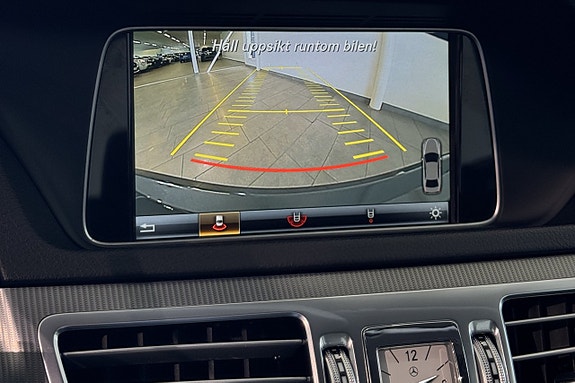 Mercedes-Benz E220 8 of 10