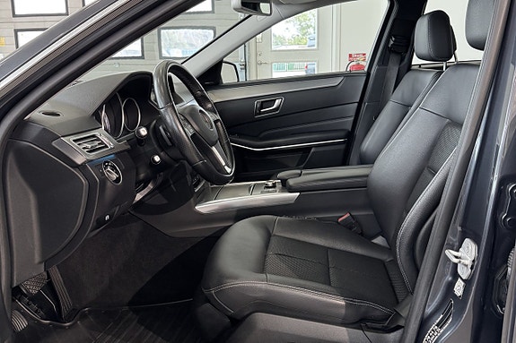 Mercedes-Benz E220 5 of 10