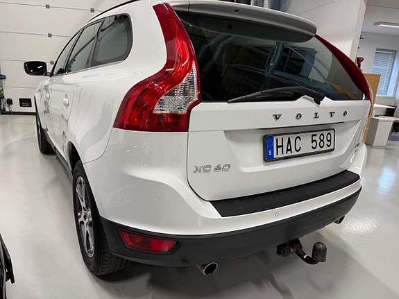 Volvo XC60 6 of 15