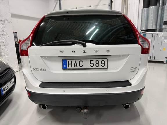 Volvo XC60 5 of 15