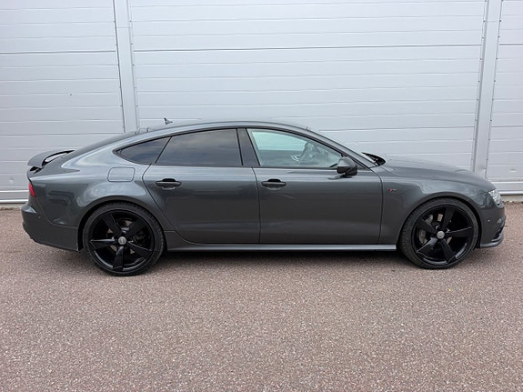 Audi A7 8 of 17