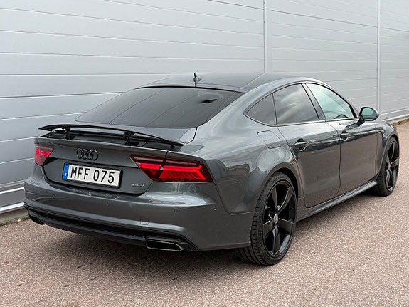 Audi A7 9 of 17