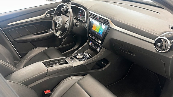 MG ZS EV 3 of 9