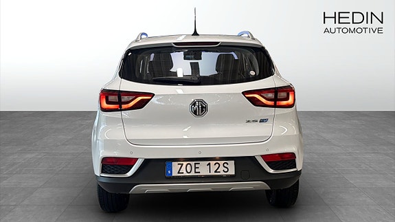 MG ZS EV 7 of 9